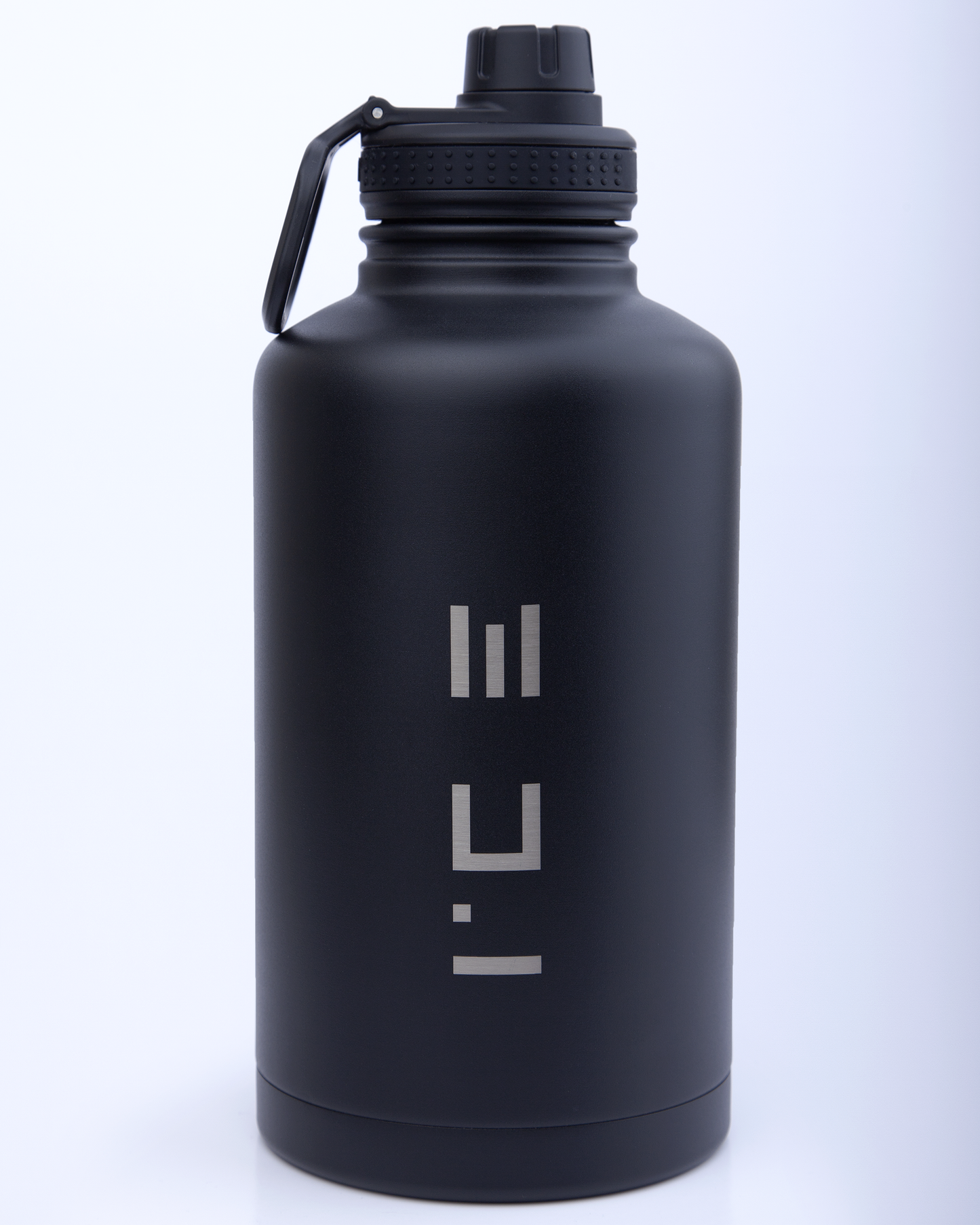 ICE Water Bottle in Black - 22 oz