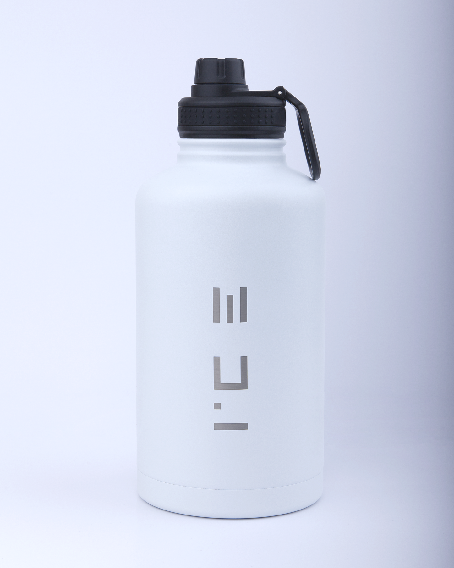 ICE Water Bottle in White - 22 oz